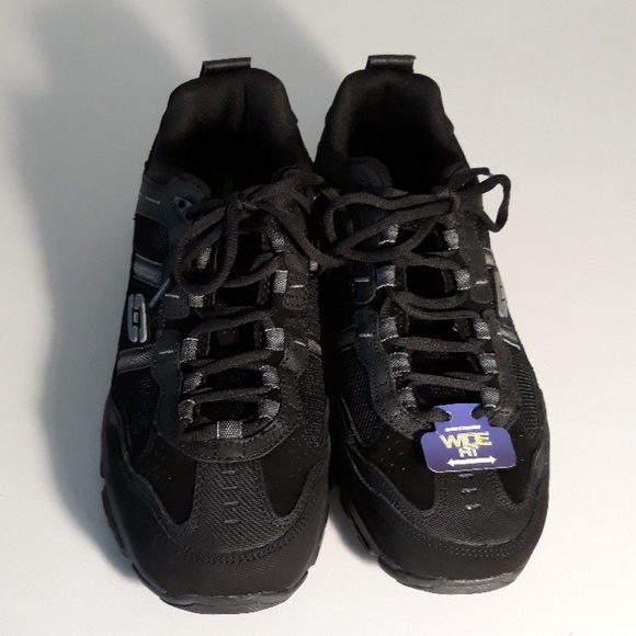 mens skechers wide width